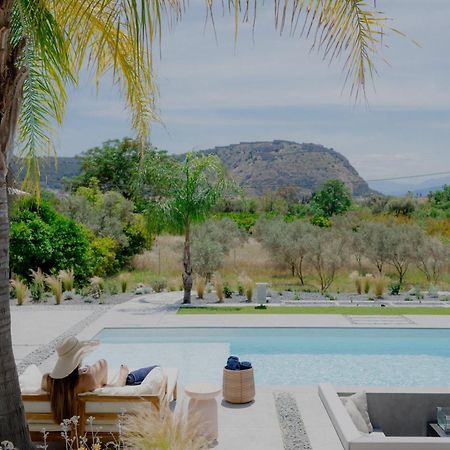 Nafplio Blue Topaz Poolside Villa Bagian luar foto