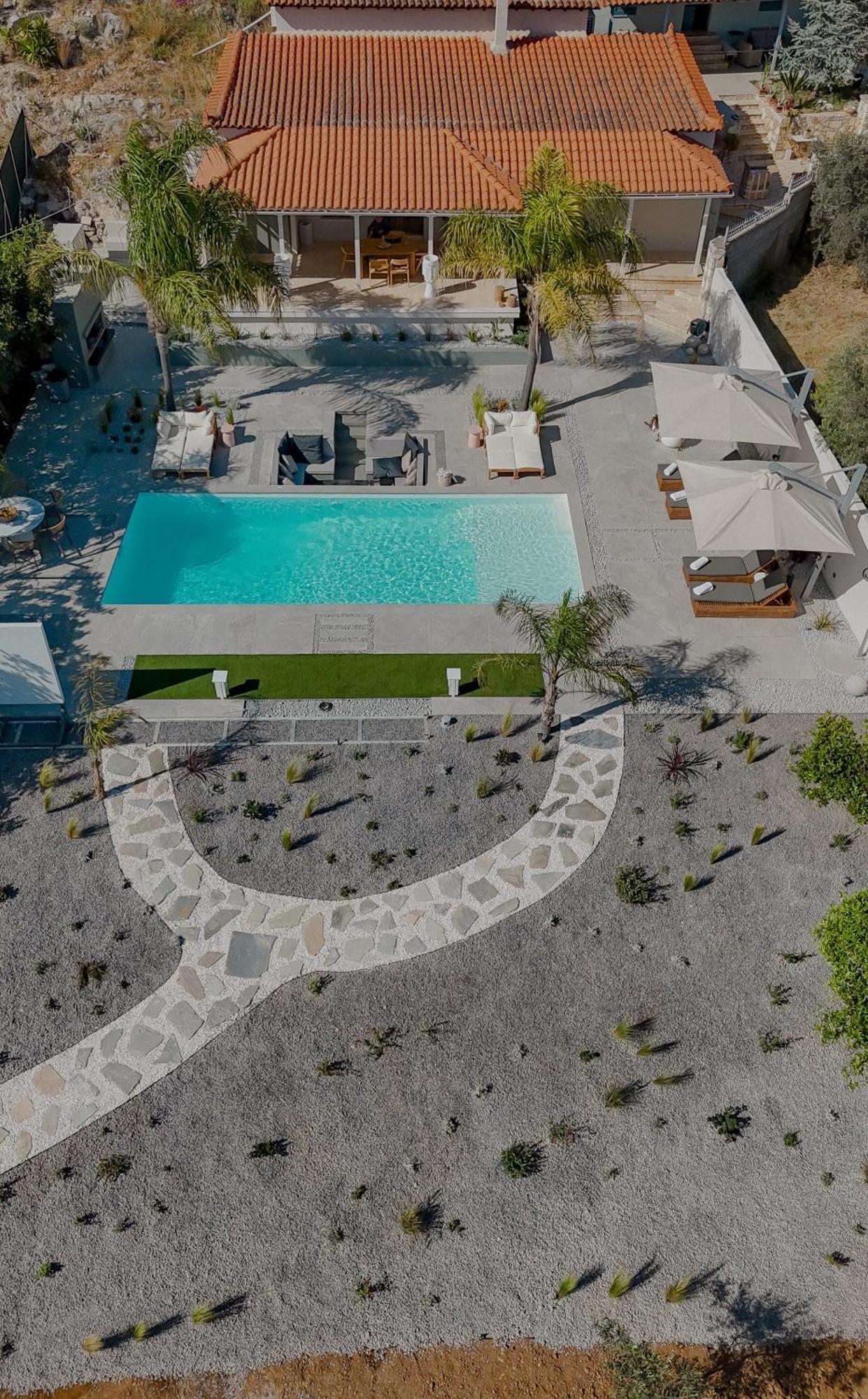 Nafplio Blue Topaz Poolside Villa Bagian luar foto